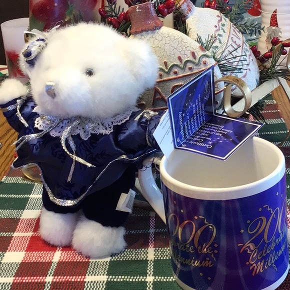 Special Edition 2000 Millennium Keepsake Bear Celebrate Millennium Mug New Year - Picture 7 of 8
